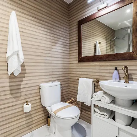 Newly Renovated In Collantes A2 *