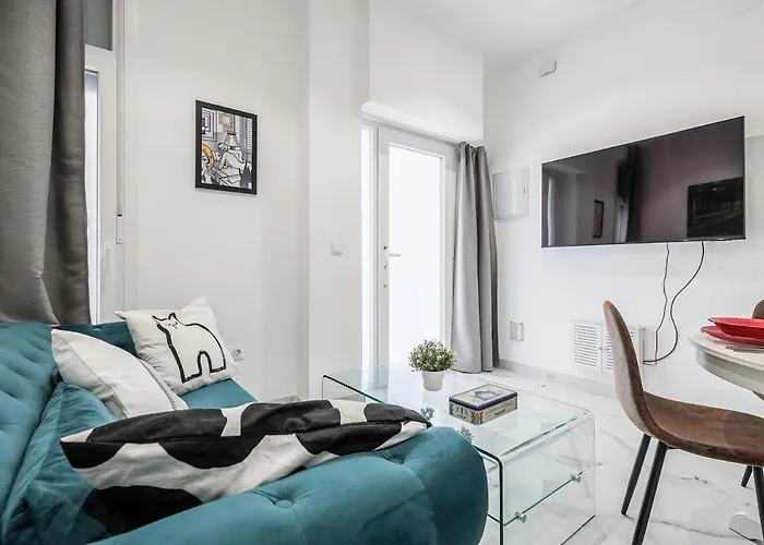 Newly Renovated In Collantes A2 Διαμέρισμα